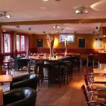 Logis Les Provinciales Arpajon-sur-Cere