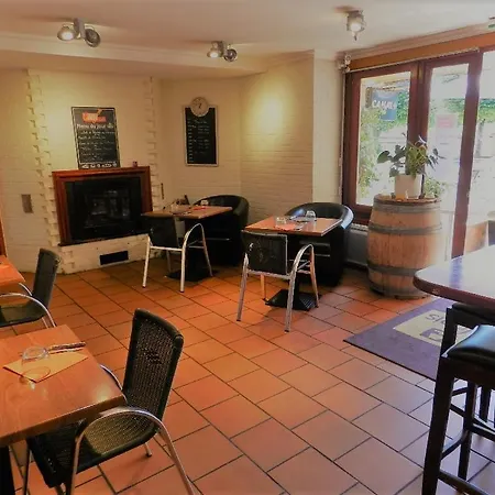 Logis Les Provinciales アルパジョン・シュル・セール