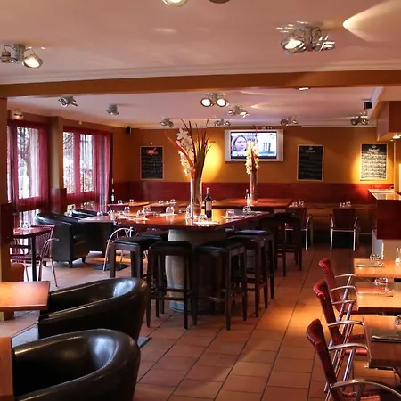 Logis Les Provinciales Arpajon-sur-Cere