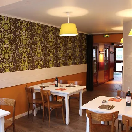 Szálloda Logis Les Provinciales