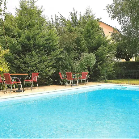 Szálloda Logis Les Provinciales 2*